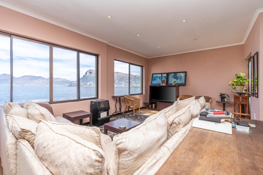 4 Bedroom Property for Sale in Kalk Bay Western Cape